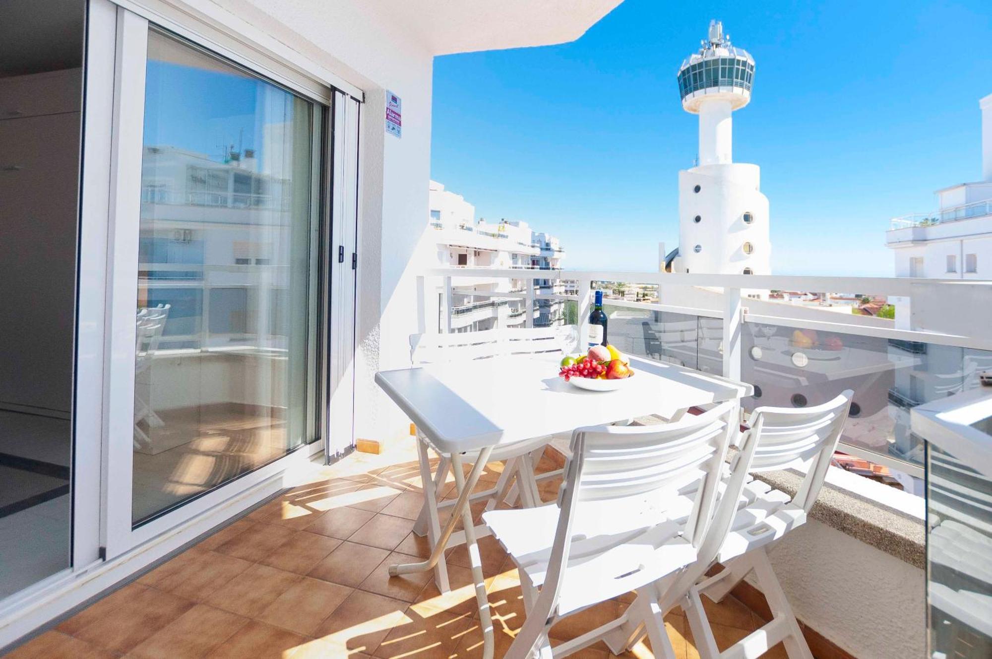 1222 Club Nautic Vista Canal - Apivend Immo * Empuriabrava
